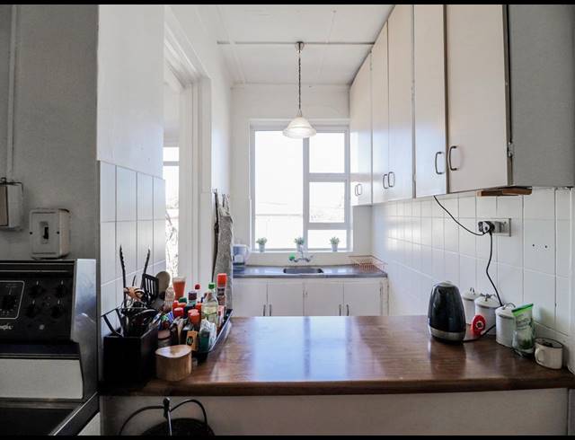 5 BEDROOM HOUSE FOR SALE IN PRIMROSE HILL
